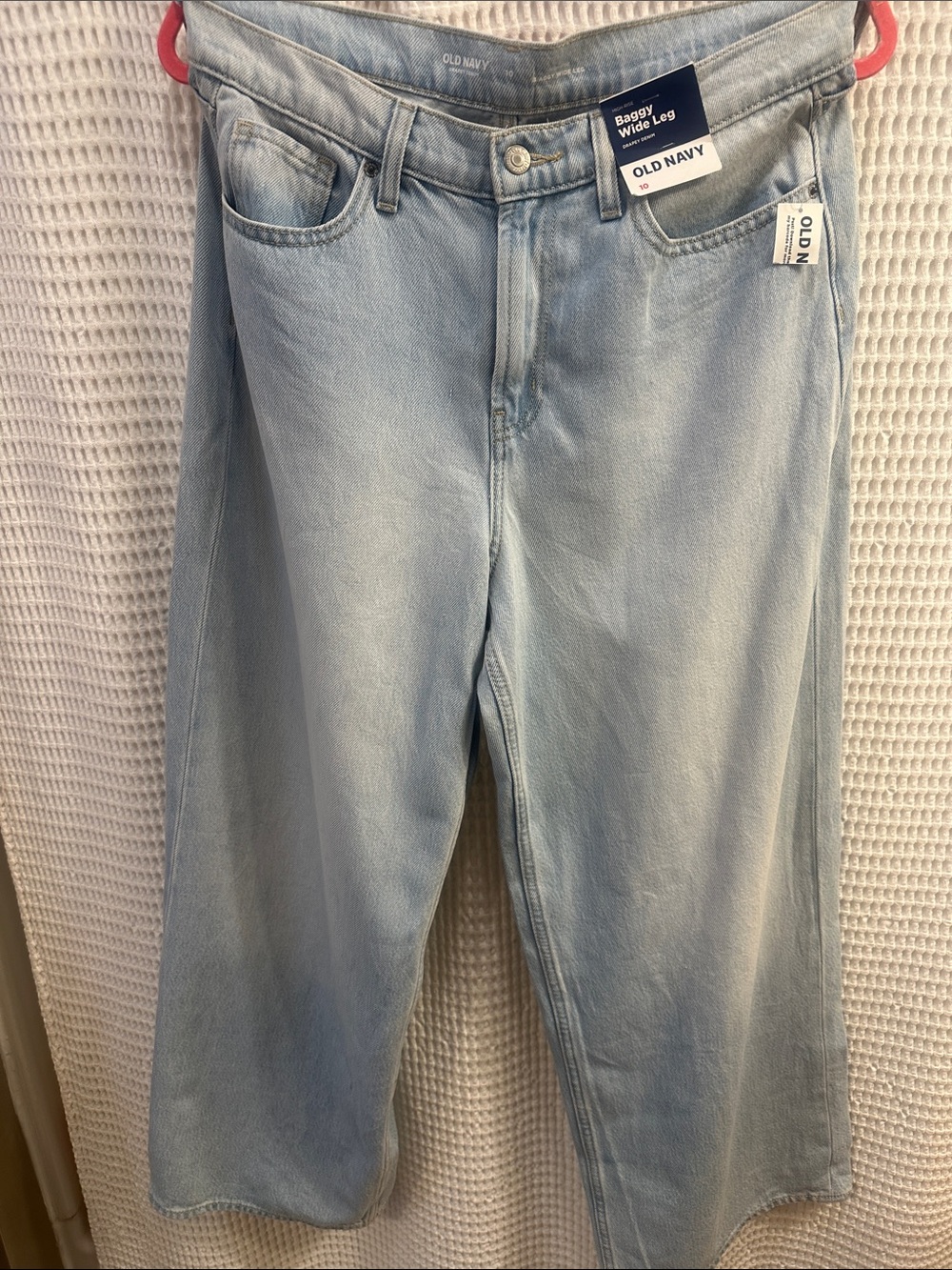 NWT Old Navy Light Blue Baggy Wide-Leg High-Rise Drapey Denim Jeans - Size 10 - Picture 2 of 6